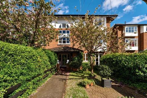 1 bedroom flat for sale, Kingsworthy Close, Kingston Upon Thames, KT1