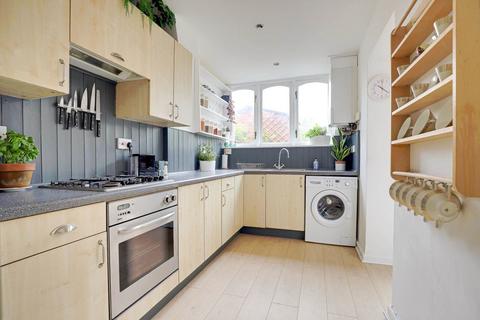 54 Matlock Road, Caversham, Reading, RG4 7BS