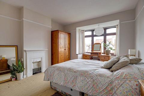 54 Matlock Road, Caversham, Reading, RG4 7BS