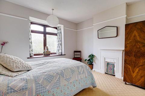 54 Matlock Road, Caversham, Reading, RG4 7BS