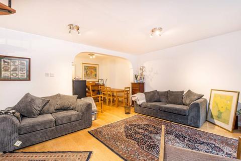 3 bedroom flat for sale, Inverness Terrace, Queensway, London, W2