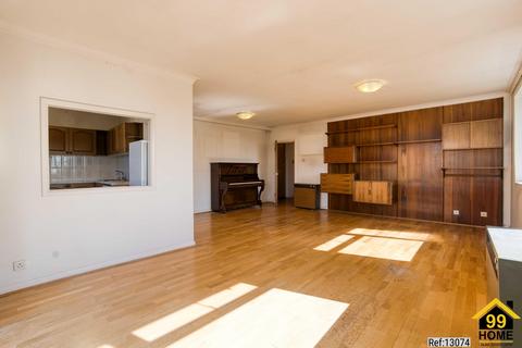 2 bedroom apartment for sale, Brighton Court, London, SW15