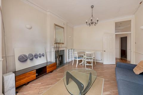 3 bedroom flat to rent, Maida Avenue, London, W2