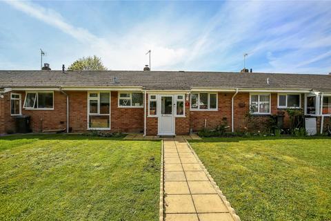 2 bedroom bungalow for sale - Ashley Close, Winchester, Hampshire, SO22