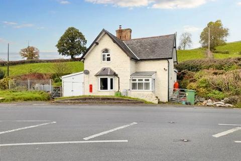 2 bedroom cottage for sale, Llangyniew SY21