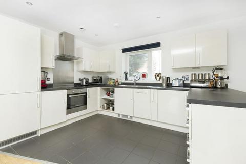 2 bedroom apartment for sale, Southend Lane, Catford, London, SE6