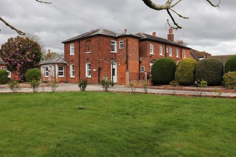 4 bedroom country house for sale, Maldon Road, Latchingdon CM3