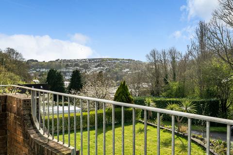 1 Springfield Gate, Looe, PL13 1HF