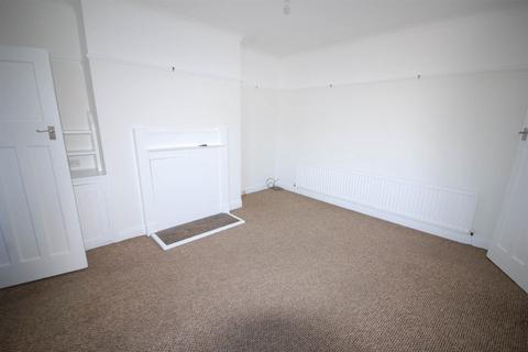 3 bedroom flat for sale, Willowfield Avenue, Fawdon