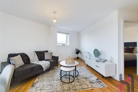 2 bedroom flat to rent, Manchester Waters, 5 Pomona Strand, Old Trafford, M16