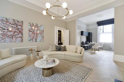 2 bedroom apartment to rent, Redcliffe Square, London, SW10
