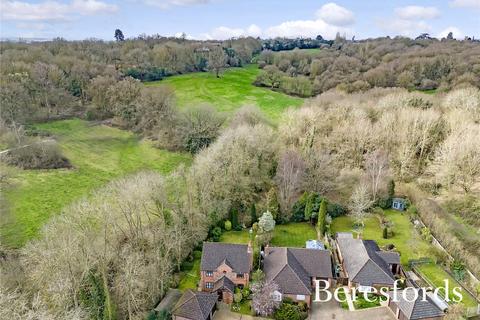 3 Chaffinch Crescent, Billericay, CM11 2YX