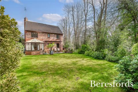 3 Chaffinch Crescent, Billericay, CM11 2YX