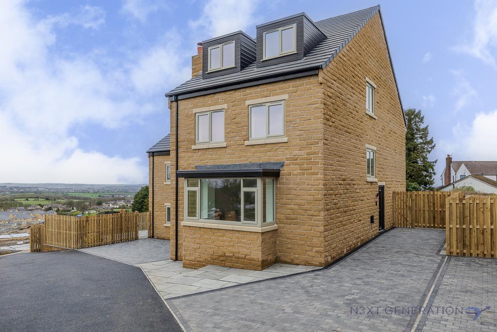 Drighlington, Bradford BD11 5 bed detached house for sale £545,000