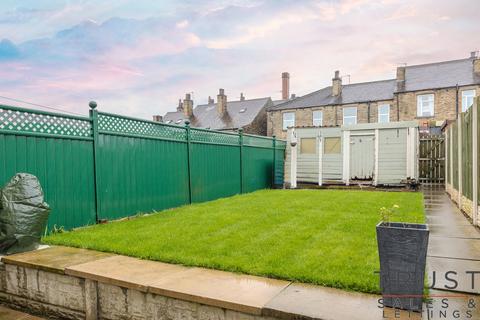 3 bedroom terraced house for sale, Cleckheaton BD19