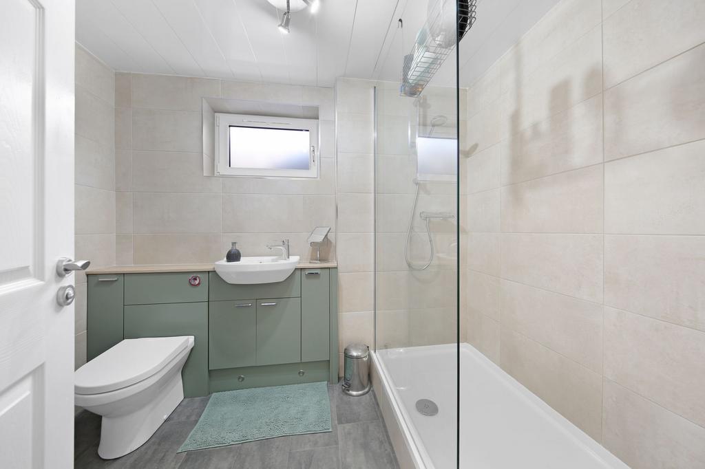 Annexe Bathroom