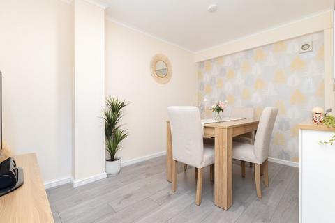 6 Milestone Close, Stevenage, SG2 9RR
