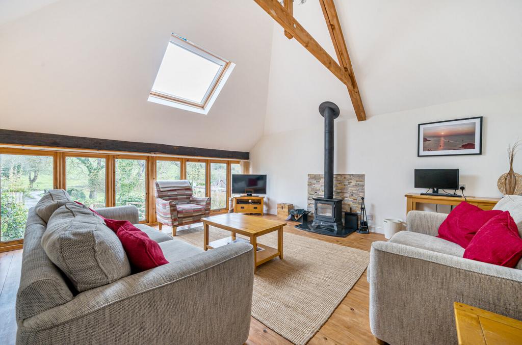 Aveton Gifford, Kingsbridge, Devon, TQ7 2 bed barn conversion for sale