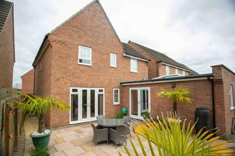 4 bedroom detached house for sale, Woodlands Park, Pickering