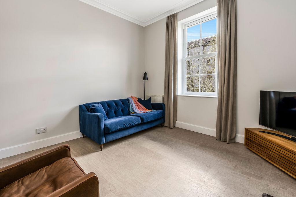 Apartment in Edinburgh, Silvermills, Stockbridge - View 2