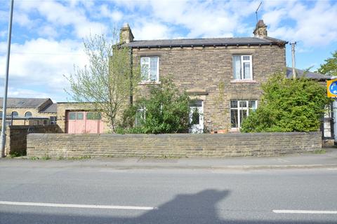 3 bedroom semi-detached house for sale, Lees Hall Road, Dewsbury, West Yorkshire