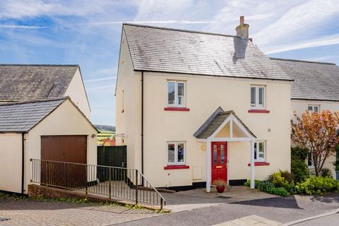 4 bedroom detached house for sale, Strawberry Fields, North Tawton, EX20