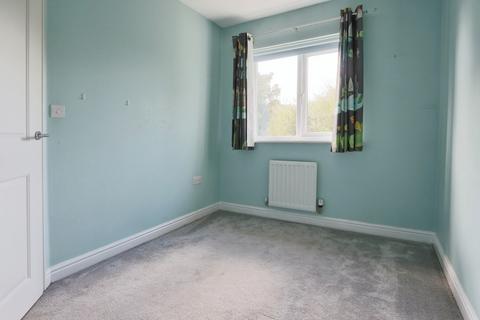 3 bedroom semi-detached house for sale, Holtby Avenue, Cottingham, HU16 4AF