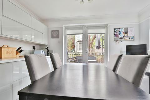 6 bedroom detached house for sale, Eldon Grove, Beverley Road, Hull, HU5 2TJ
