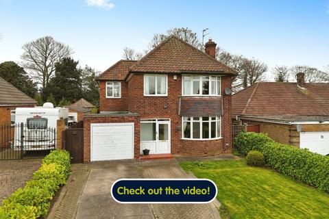 3 bedroom detached house for sale, Woodland Drive, Hull, HU10 7HX