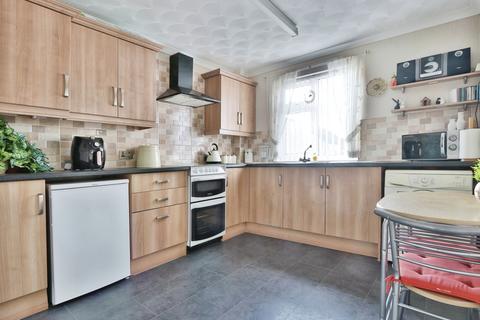 2 bedroom apartment for sale, Fletcher Close, Hessle, East Riding of Yorkshire, HU13 9LD