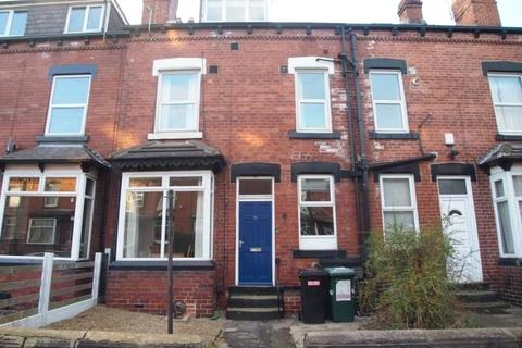 3 bedroom terraced house to rent, Headingley, Leeds LS6