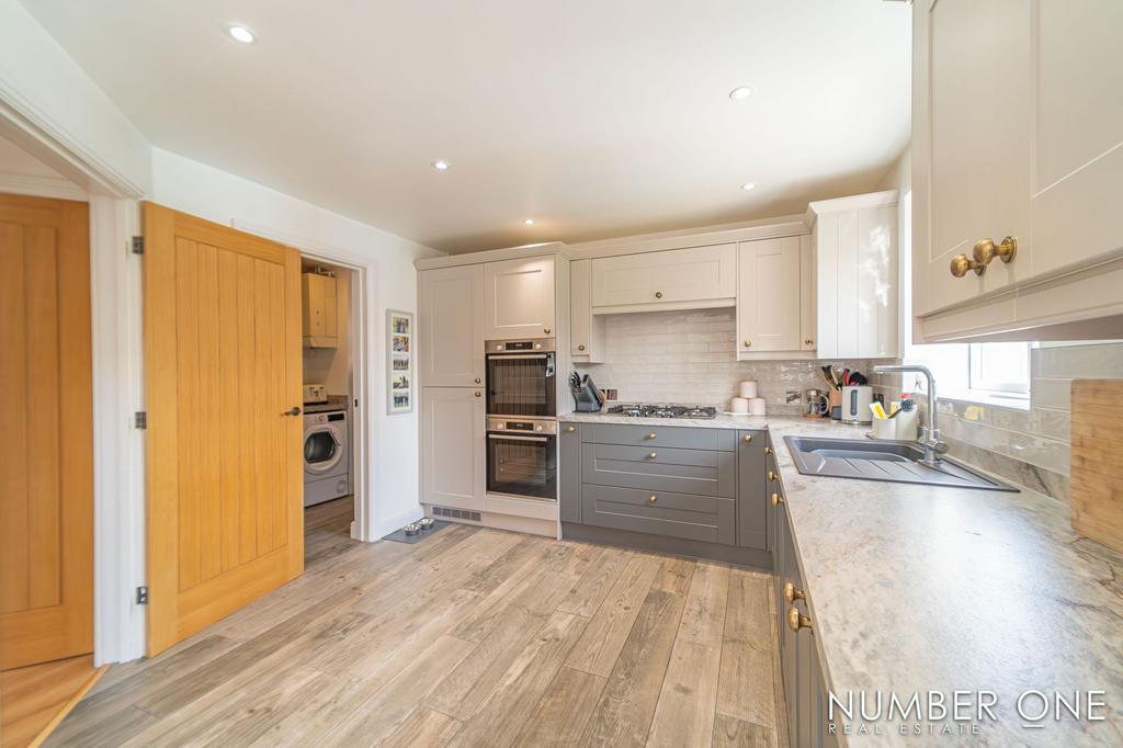 Kitchen/Dinning Room