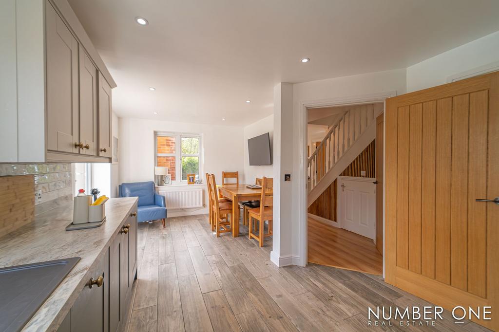 Kitchen/Dinning Room