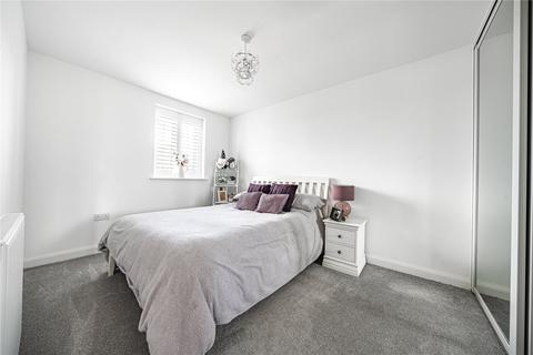 4 Squirrel Gardens, Witney, OX28 6NS