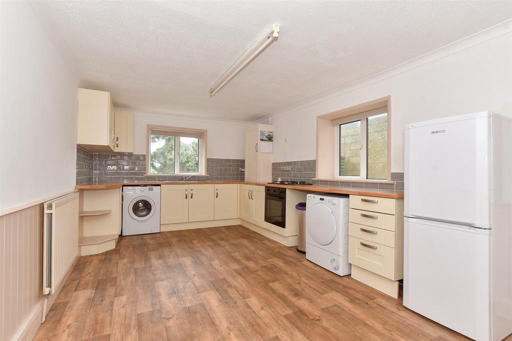Sandown Road, Deal, Kent 1 bed ground floor flat for sale £280,000