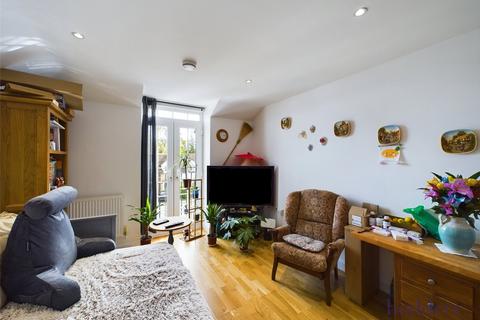 2 bedroom apartment for sale, Church Road, Addlestone, Surrey, KT15