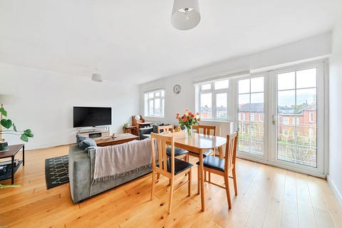 2 bedroom apartment for sale, Brownhill Road, London