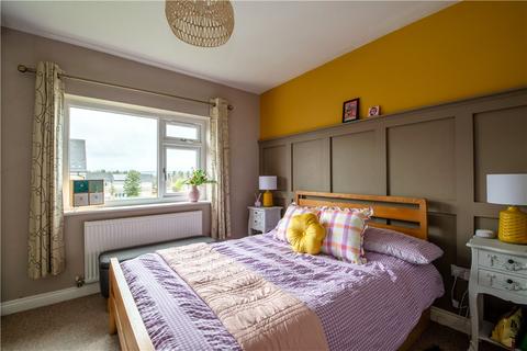 2 bedroom apartment for sale, Langlands Road, Cottingley, Bingley, BD16