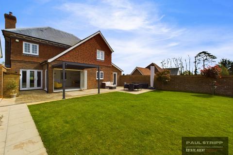 3 bedroom detached house for sale, Parsonage Croft, Etchingham, TN19