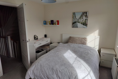 1 bedroom in a house share to rent, Sgt Mark Stansfield Way, Hyde SK14