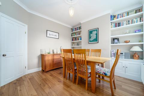 62 Darwin Road, London, W5 4BH