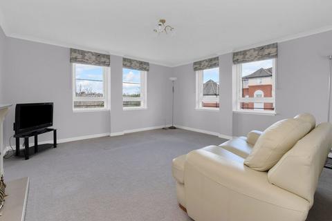 3 bedroom flat to rent, West Savile Gardens, Newington, Edinburgh, EH9