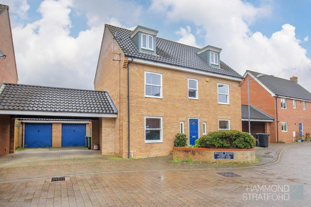 Campion Way, Hethersett 5 bed detached house for sale £425,000