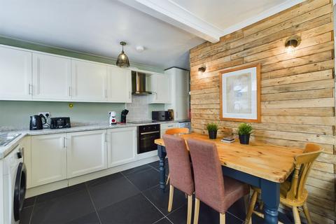 2 bedroom cottage to rent, Windermere Road, Kendal, Cumbria