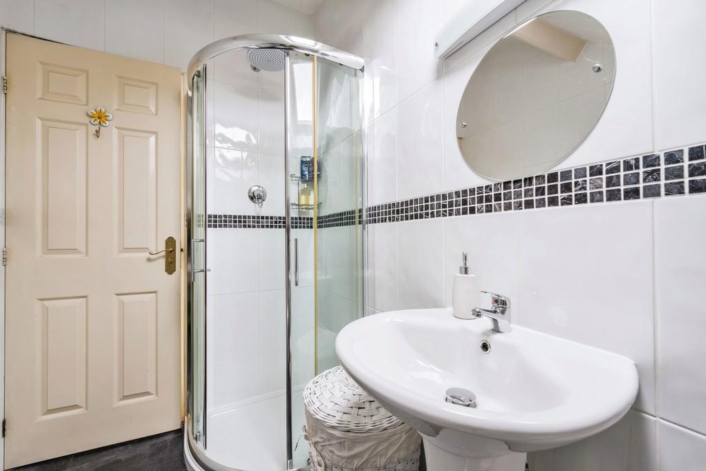 Ensuite Shower Room