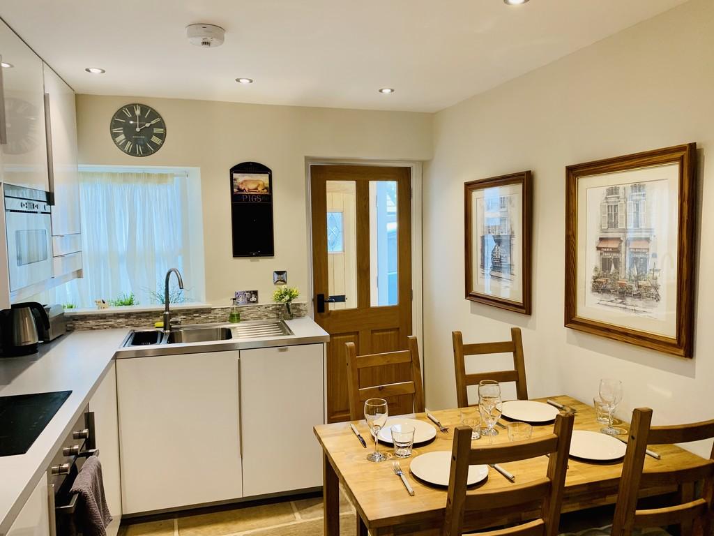 Open Plan Living Room / Dining Kitchen