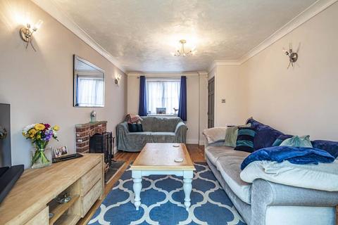4 bedroom property for sale, Bakehouse, Compton, RG20