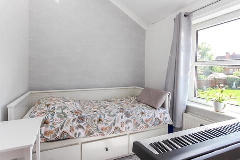 25 Broadway, Wellingborough, NN8 2DA