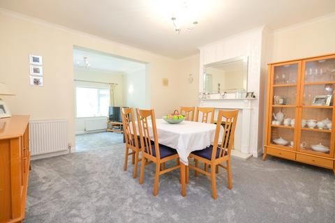 17 Yeovil Close, Orpington, BR6 8BT