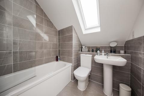 9 Centenary Drive, Heathfield, TN21 0FR